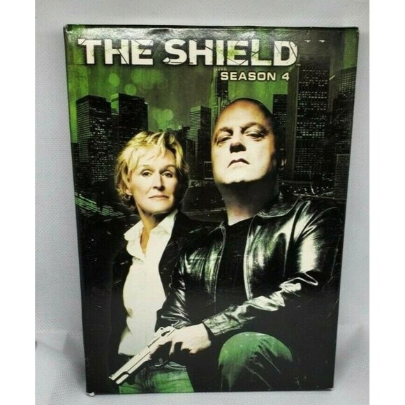 The Shield Complete Fourth Season Missing Disk 4 Minor Blemishes On 1 & 2 Clean - Picture 1 of 12